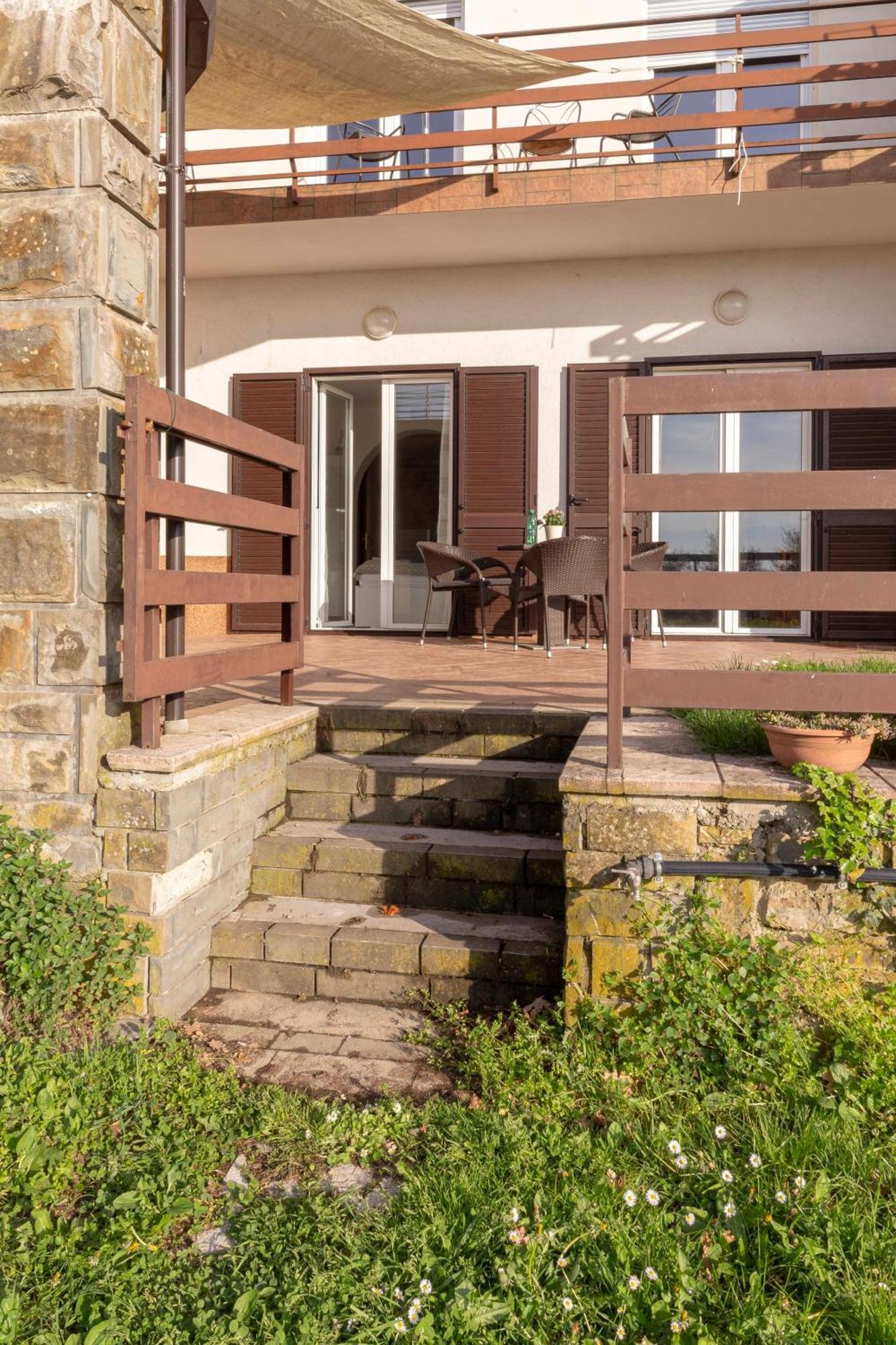 Apartments Souranded By Forest With Sea View Koper Exterior foto