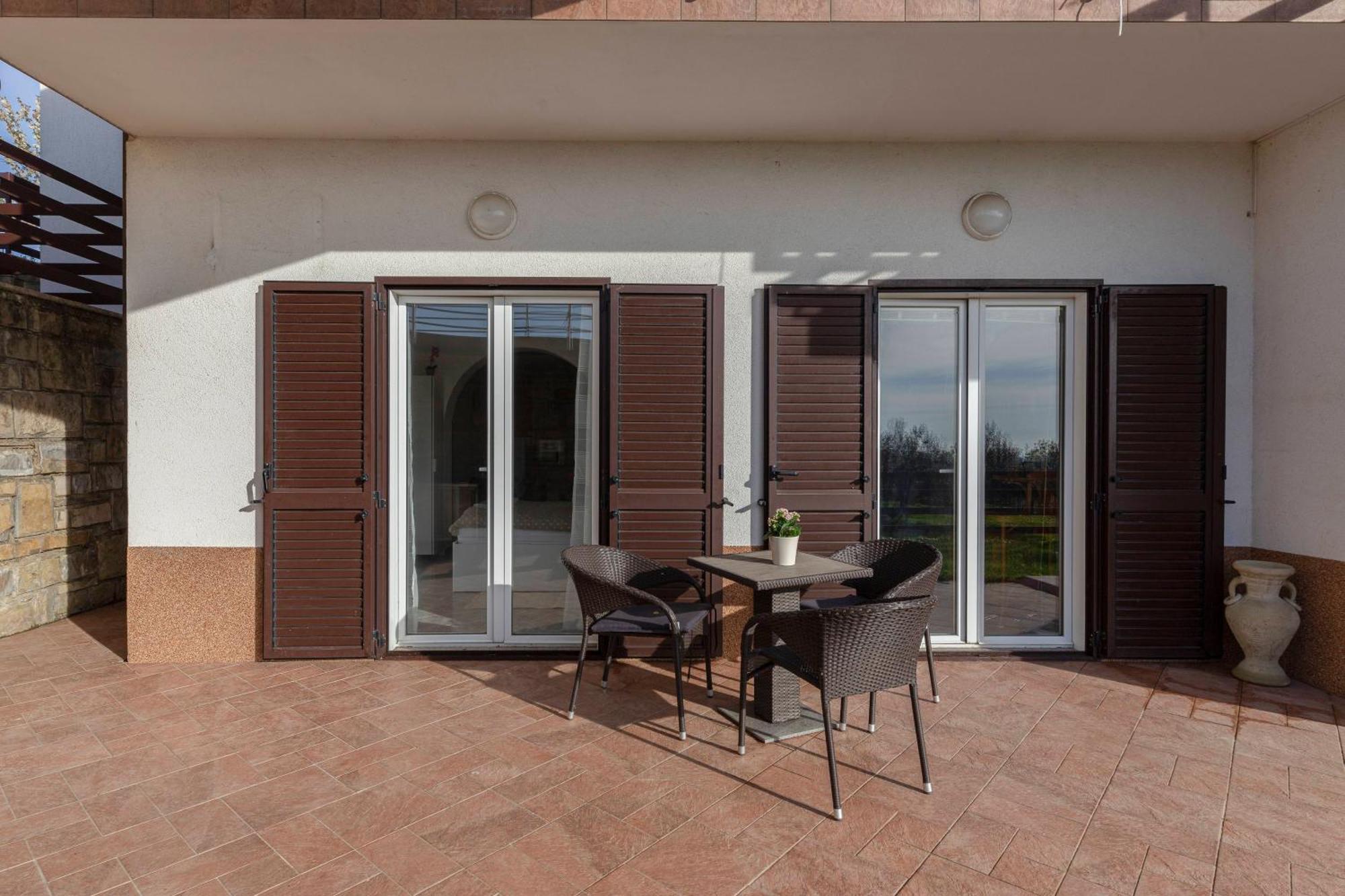 Apartments Souranded By Forest With Sea View Koper Exterior foto